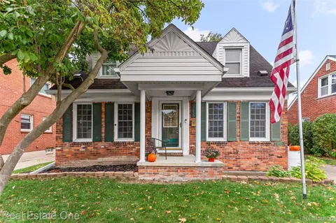 23655 Rockford St, Dearborn, MI 48124