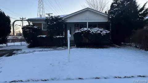16207 Cleophus Ave, Allen Park, MI 48101