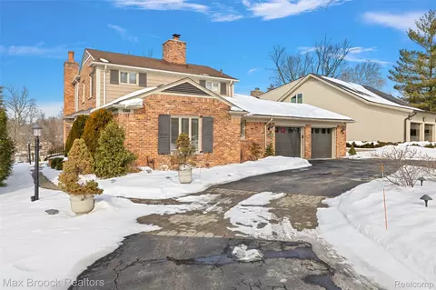 1300 Northlawn Blvd, Birmingham, MI 48009