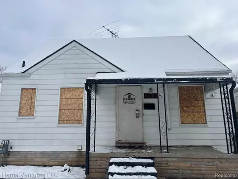 12200 Auburn St, Detroit, MI 48228
