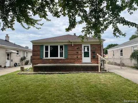 14701 Paris St, Allen Park, MI 48101