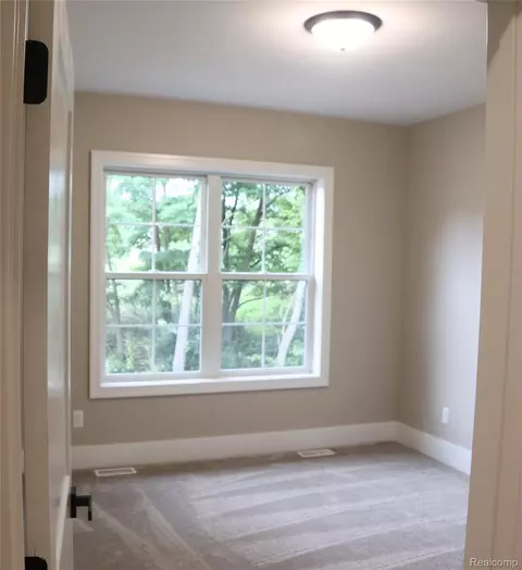 Bedroom - 7877 Donegal Ct, Tyrone, MI 48430 photo 3 of 3