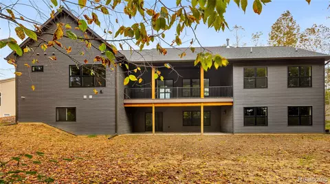 Exterior - 7877 Donegal Ct, Tyrone, MI 48430 photo 2 of 5