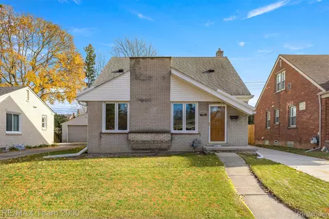 2029 Edgewood St, Dearborn, MI 48124