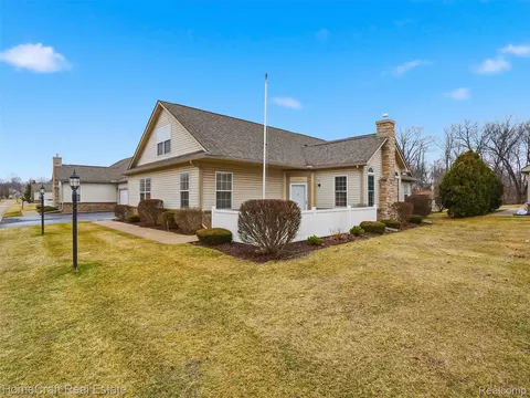 36036 Traditions Dr, Westland, MI 48185