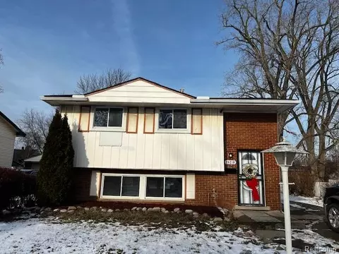 26210 Carlysle St, Inkster, MI 48141