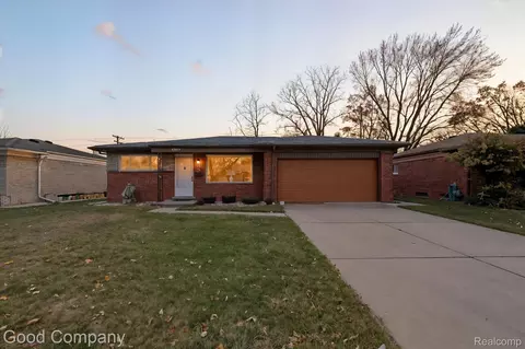 29659 Van Laan Dr, Warren, MI 48092