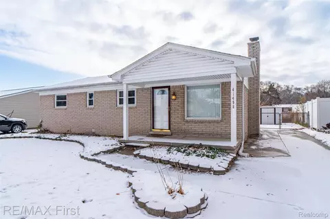 41498 Harvard Dr, Sterling Heights, MI 48313