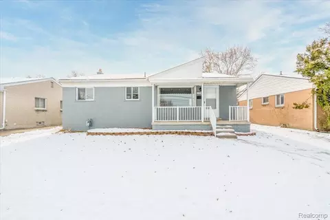 23545 Wohlfeil St, Taylor, MI 48180