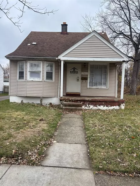 17885 Binder St, Hamtramck, MI 48212