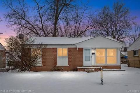 650 Eugene St, Ypsilanti, MI 48198