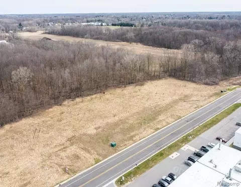 1208 1240 Tech Dr, Webberville, MI 48892