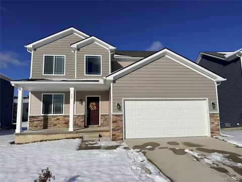 327 Hidden Riv E, Holly, MI 48442