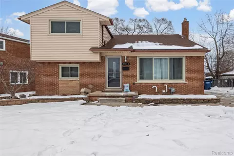 31015 Mackenzie Dr, Westland, MI 48185