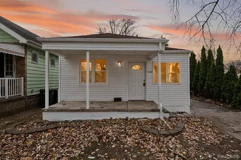 1580 Richmond Ave, Lincoln Park, MI 48146