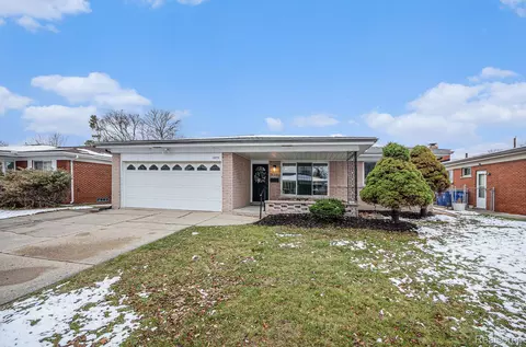 14455 Fina Dr, Warren, MI 48088