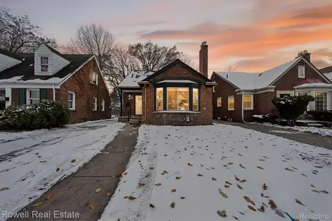 16575 Pinehurst St, Detroit, MI 48221