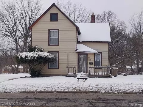 309 E Pike St, Pontiac, MI 48342