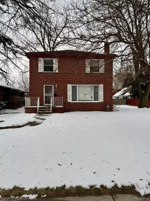 6240 W Outer Dr, Detroit, MI 48235
