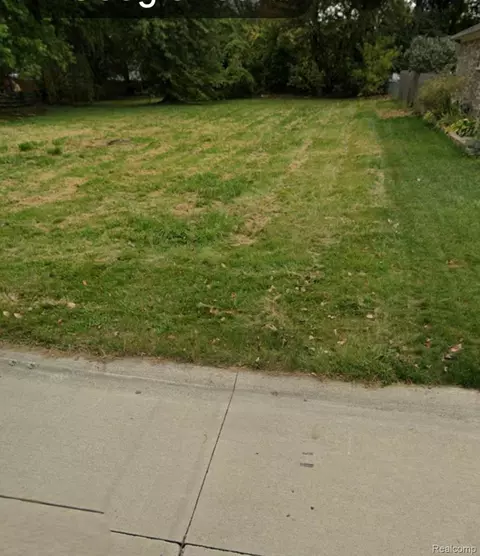 23562 Donaldson, Clinton, MI 48035