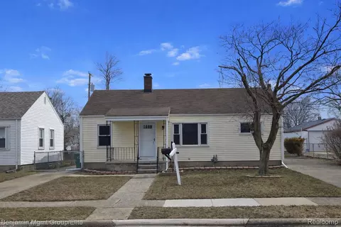28461 Marquette St, Garden City, MI 48135