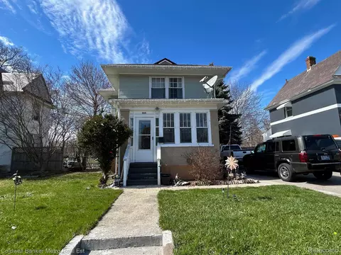 669 N Perry St, Pontiac, MI 48342