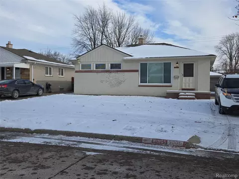 3009 Alper Ave, Lincoln Park, MI 48146