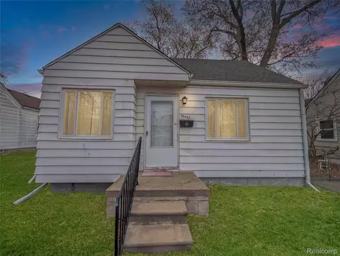 19990 Kinloch, Redford, MI 48240