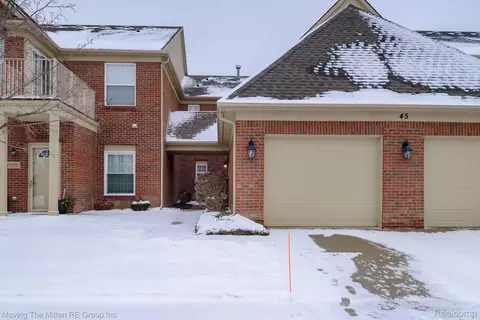 4411 Southbridge Dr, Canton, MI 48188