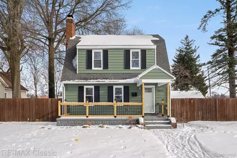 4433 Elizabeth St, Wayne, MI 48184