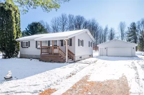 5947 Hasco Rd, Vassar, MI 48768