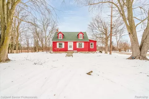 10485 Willis Rd, Augusta, MI 48191