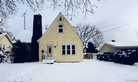 409 Gilbert St, Jackson, MI 49202