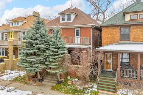 5828 4th St, Detroit, MI 48202
