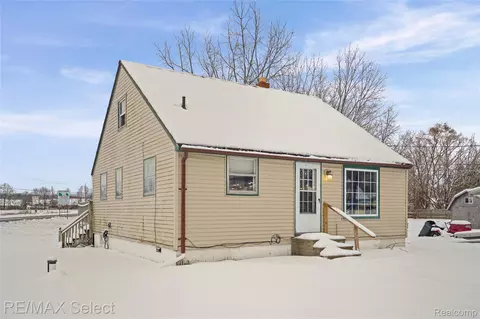 11576 Hamilton St, Vienna, MI 48420