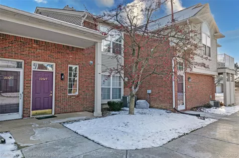 16427 Claremont Dr S, Clinton Township, MI 48038