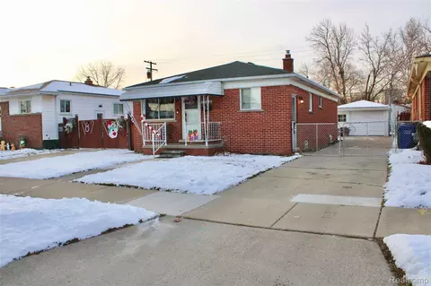 1368 Wilson Ave, Lincoln Park, MI 48146