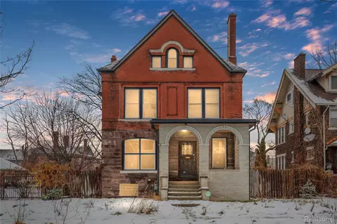 70 Lawrence St, Detroit, MI 48202