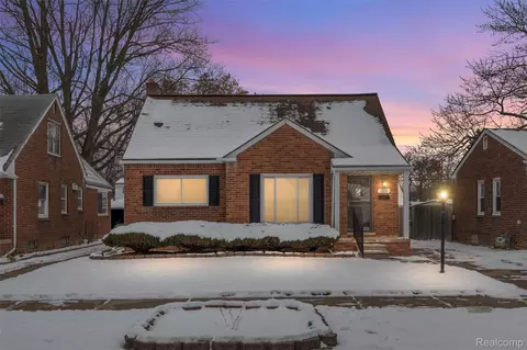 11314 Hazelton, Redford, MI 48239