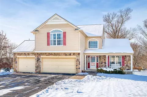 2686 Magnolia Garden Dr, Marion, MI 48843