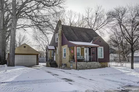 518 E Maxlow Ave, Hazel Park, MI 48030