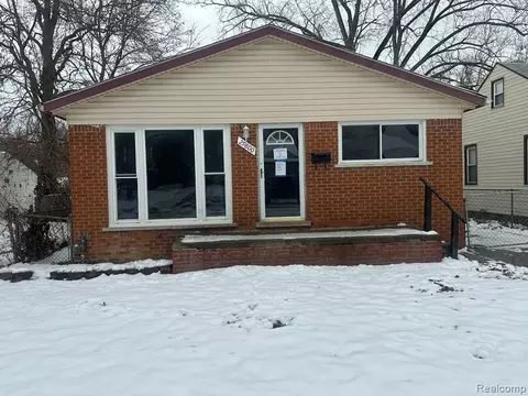 29800 Oakwood St, Inkster, MI 48141