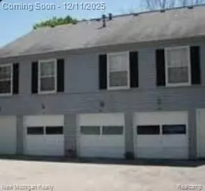 2143 Painted Post Dr, Flint, MI 48433 photo 1