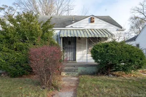 15726 Hubbell St, Detroit, MI 48227