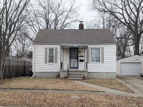 3510 Hogarth Ave, Flint, MI 48503