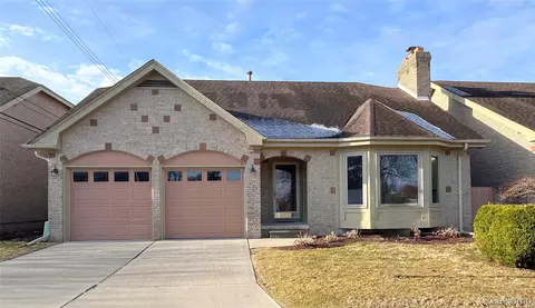 22560 Van St, Saint Clair Shores, MI 48081