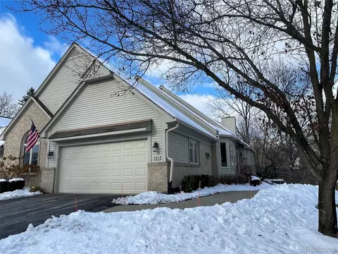 301 Saint Lawrence Blvd, Northville, MI 48168