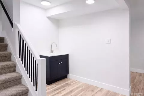 Entry Way - 14851 Williamsburg Dr, Riverview, MI 48193 photo 1 of 1