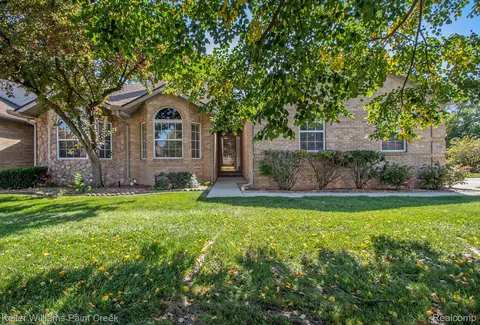 170 Cherry Hill Pointe Dr, Canton, MI 48187