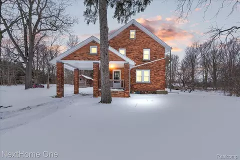 2981 Musson Rd, Howell, MI 48855